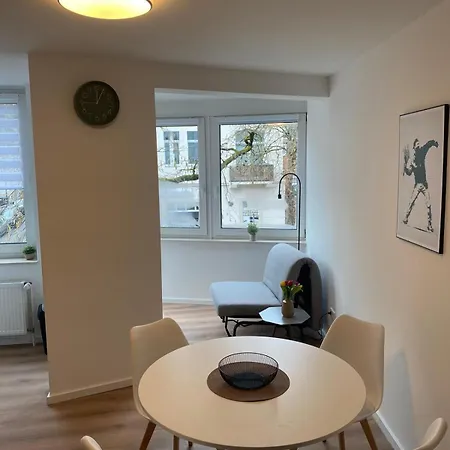 Schoenes Helles Im Zentrum Inklusive Parkplatz